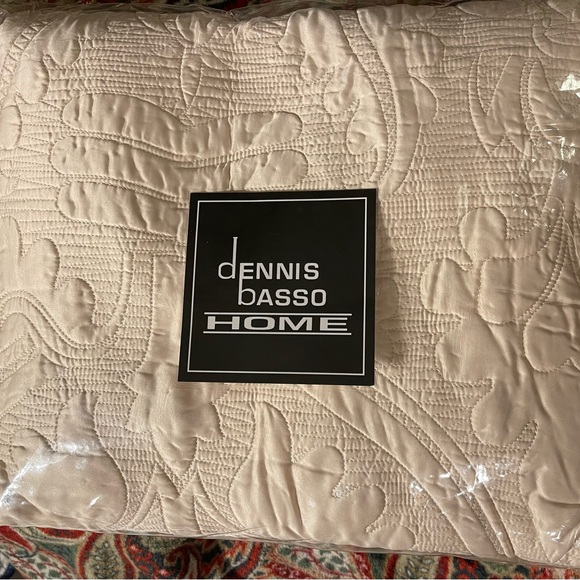 Dennis Basso Home Queen Quilt Set New in package - Picture 2 of 5